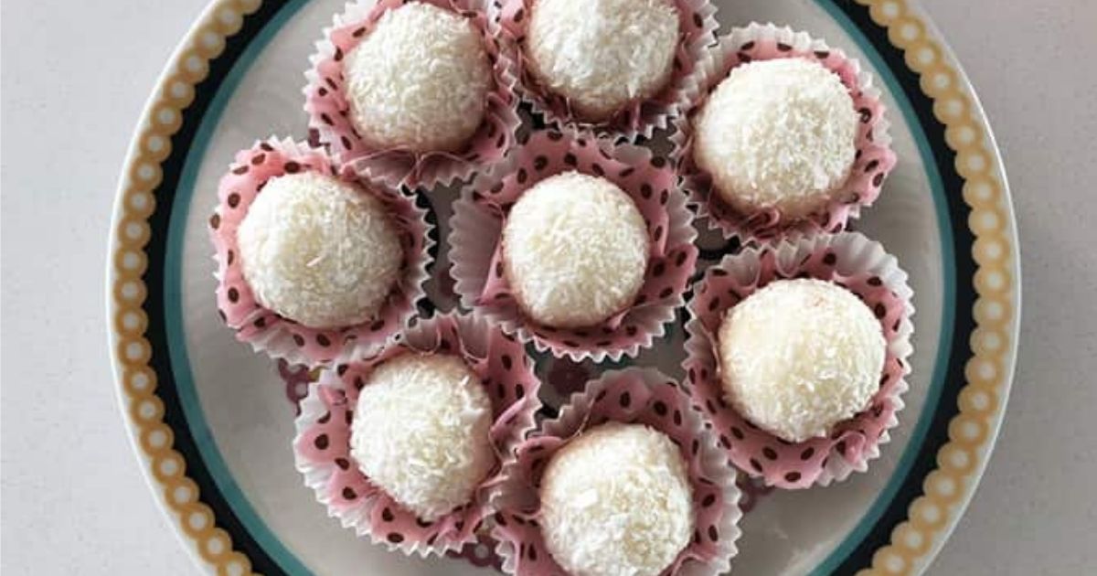  Beijinho de Coco Low Carb