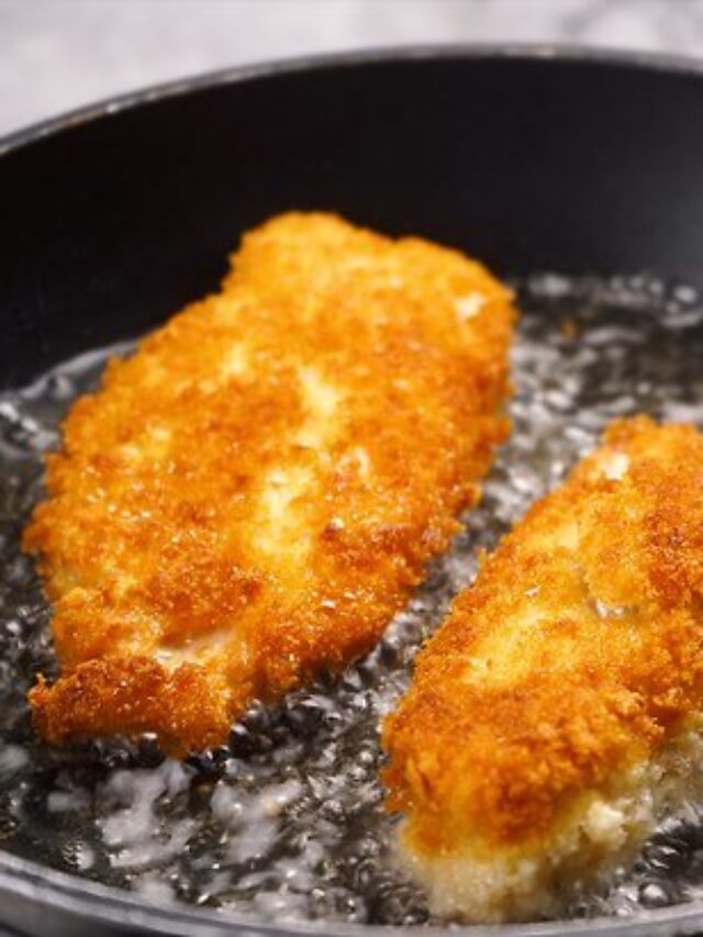  Frango empanado na farinha de torresmo
