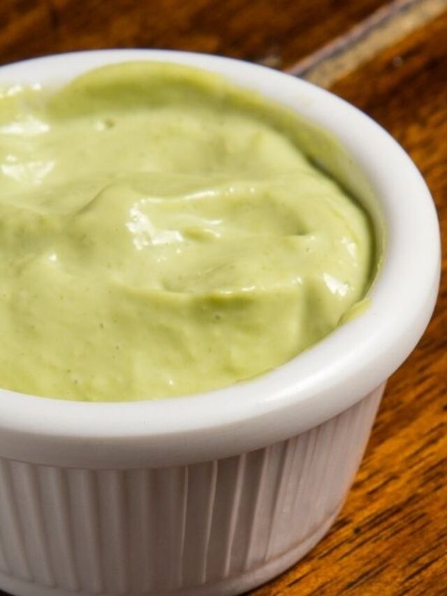  Molho verde de alho para churrasco