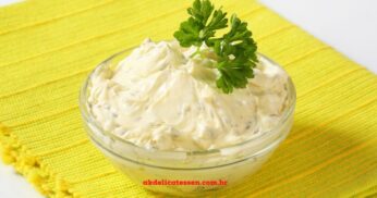 Requeijão Caseiro Cremoso Temperado