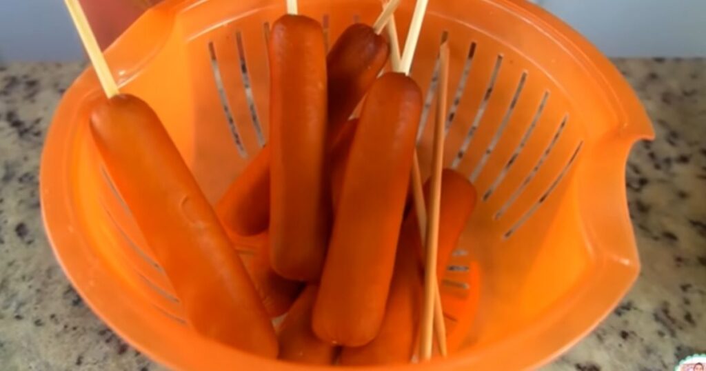 salsicha no palito