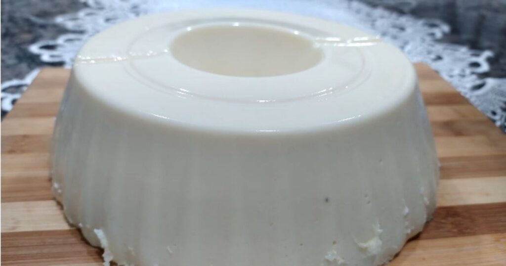 Flan Tang de abacaxi com coco