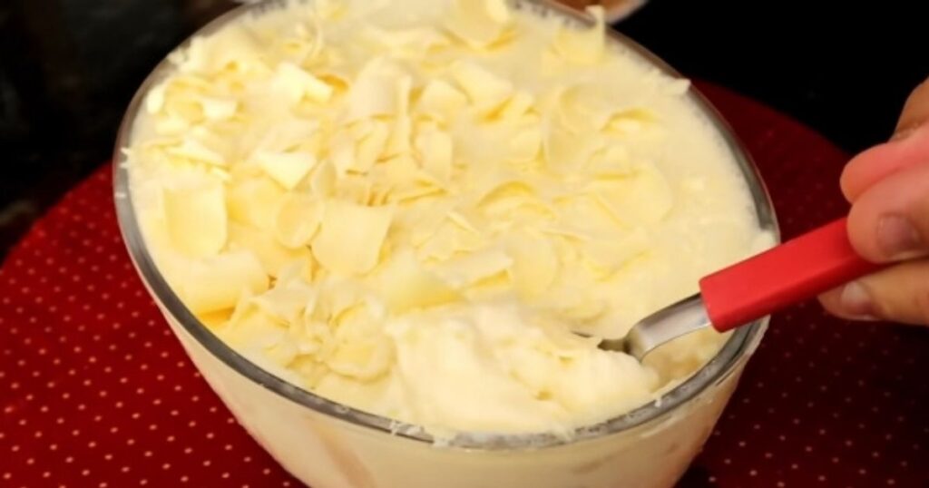 Mousse de leite ninho travessa gostoso