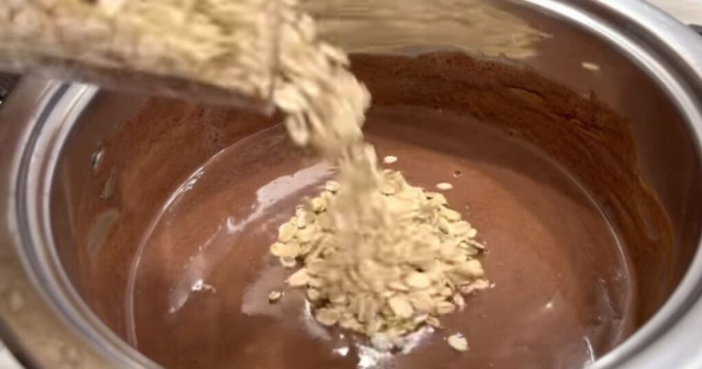 Sobremesa chocolate com aveia mistura