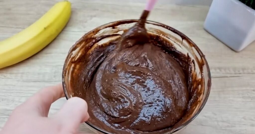 Sobremesa fácil apenas 3 ingredientes mistura tudo