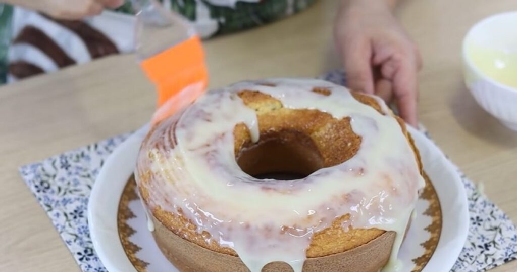 Bolo de vó leite condensado