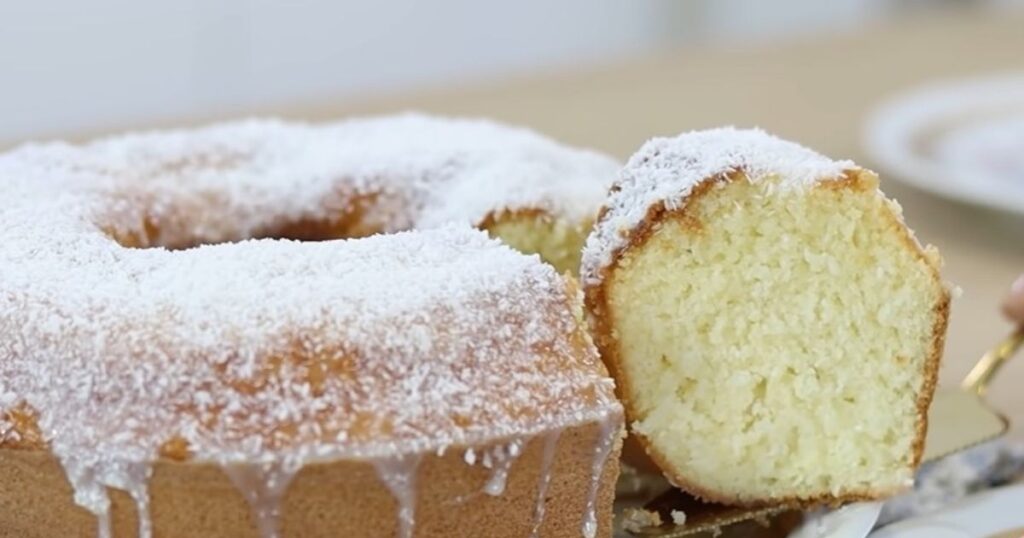 Bolo de vó leite condensado pronto fatia