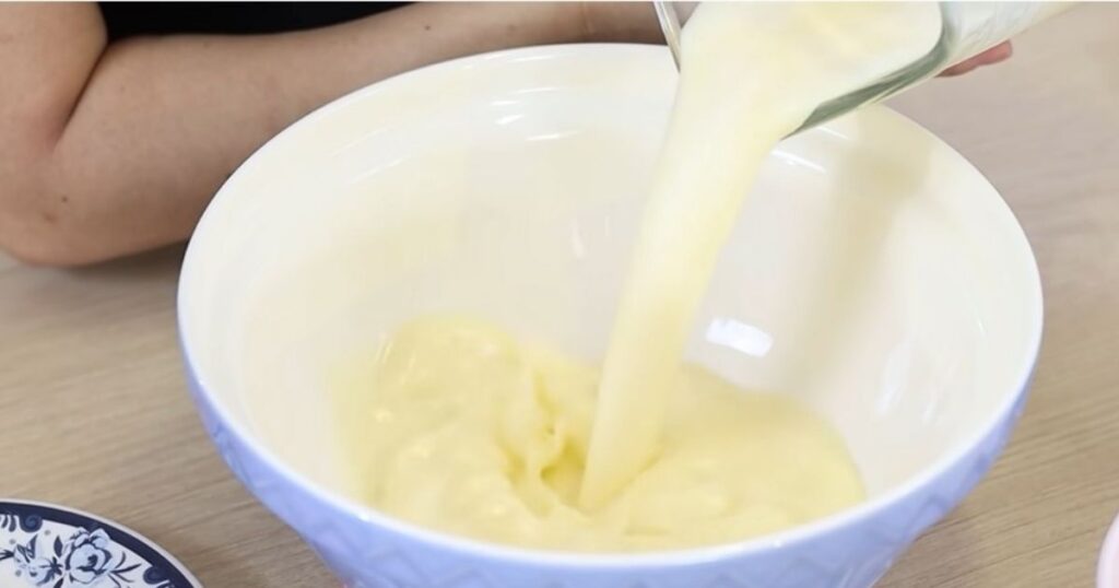 Bolo de vó mistura recipiente