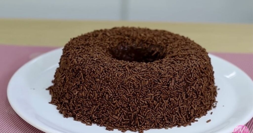 Brigadeirão fácil sem forno pronto