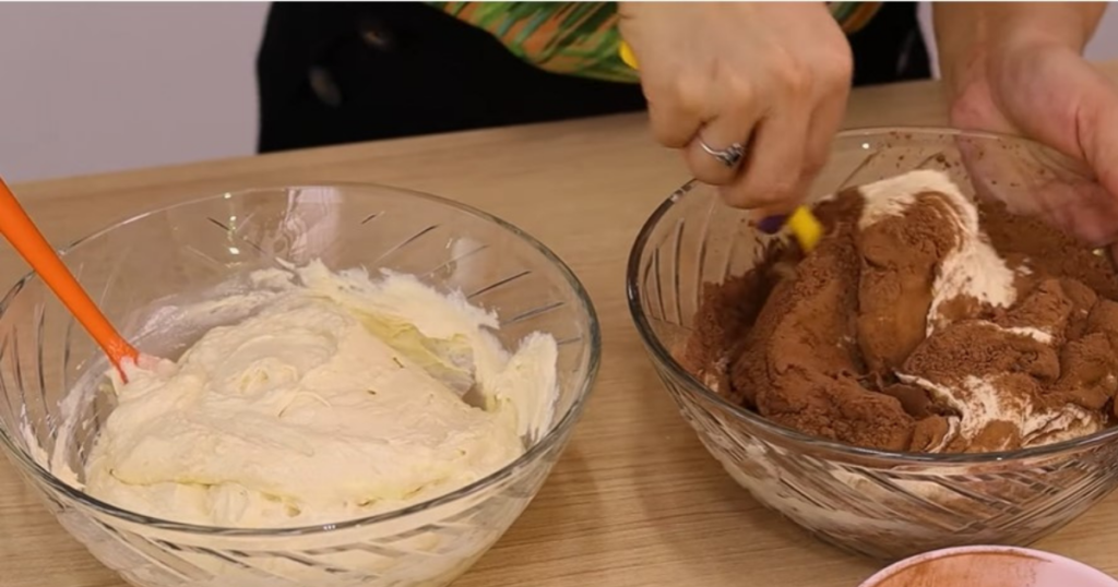 Bolo Mesclado massa baunilha chocolate