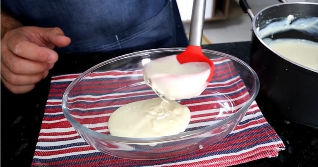 Gelado de Pêssego camada travessa