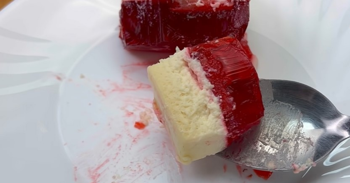 Sobremesa de Gelatina com Morango