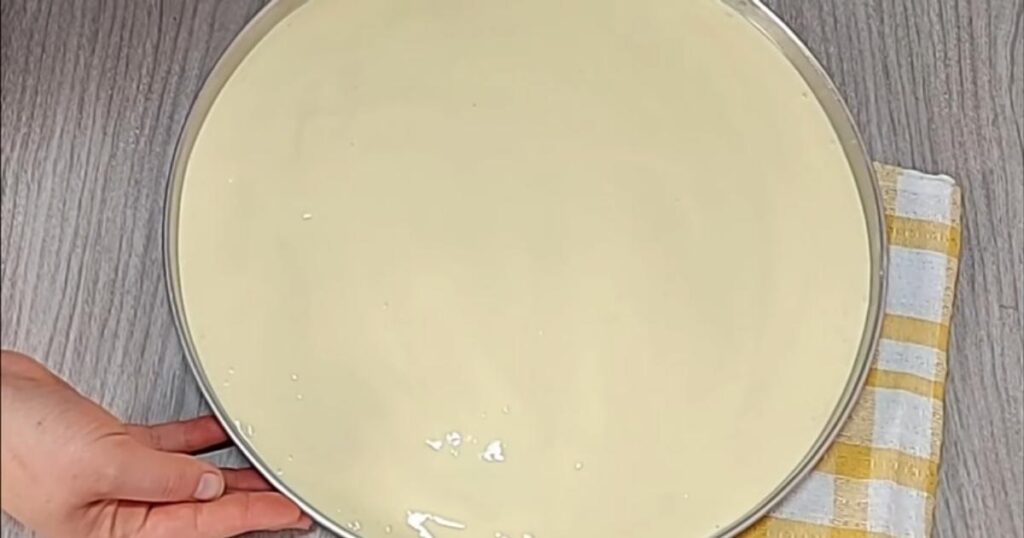 massa de Pitissa na forma