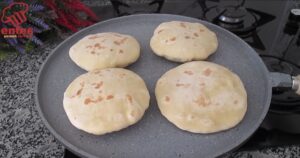 paozinho de frigideira