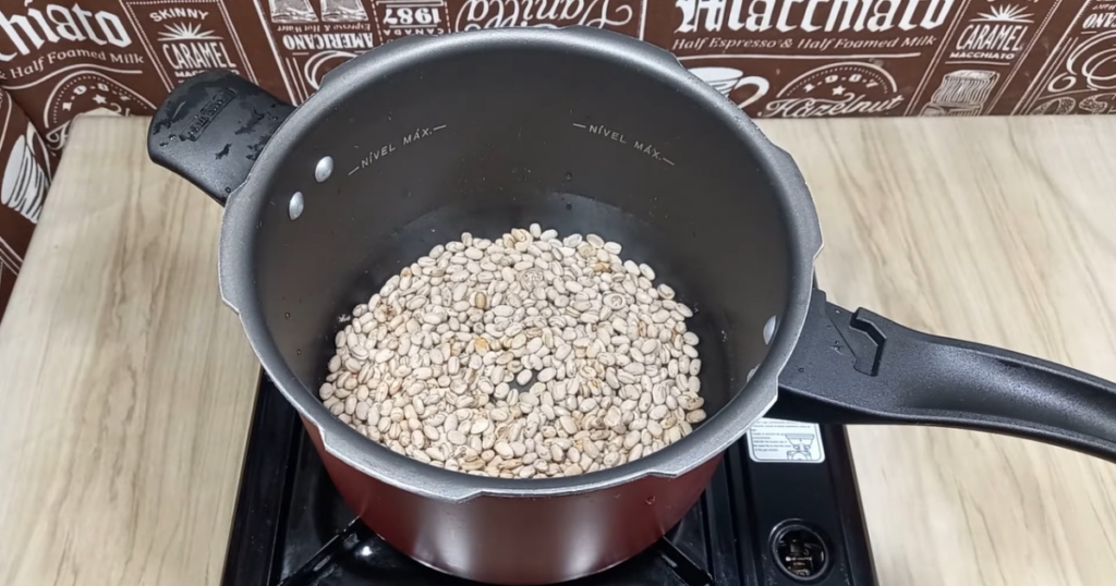 Tutu de feijão água