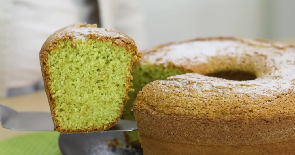 Bolo capim cidreira pronto