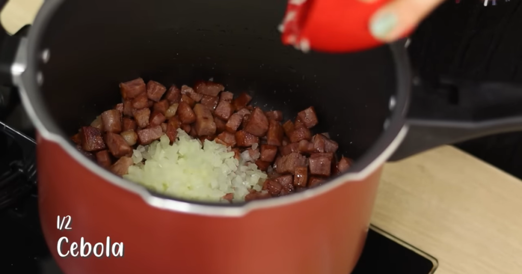 Caldinho de feijao cebolaCaldinho de feijao cebola