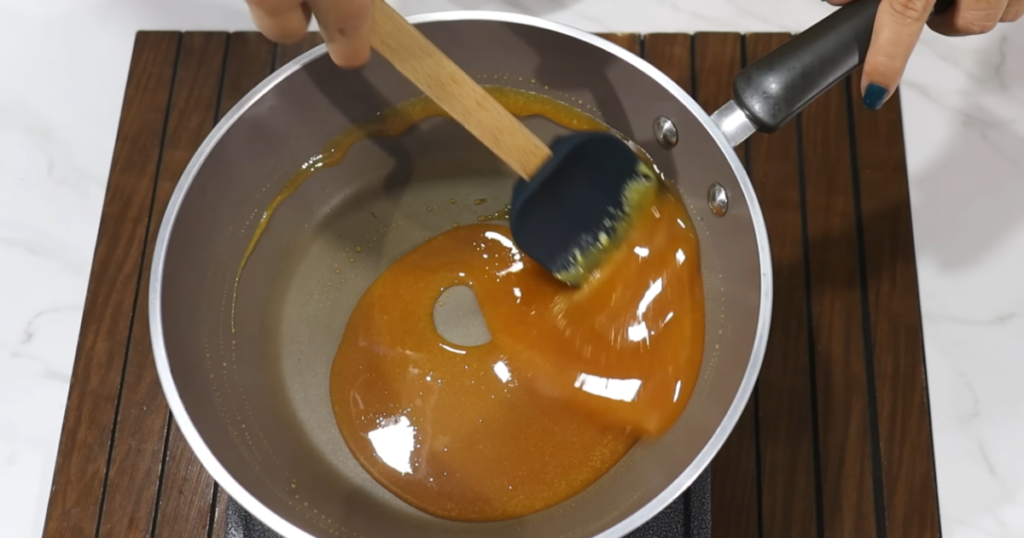 Sobremesa gelada acucar caramelizado