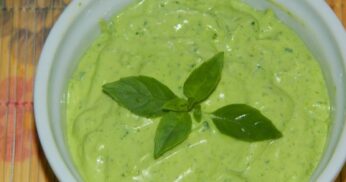 Molho verde de alho low carb