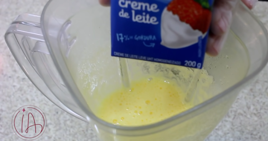 Sobremesa de abacaxi creme de leite