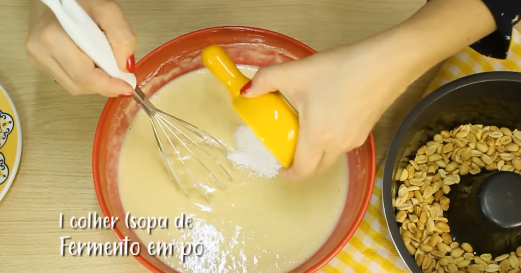 Bolo Pé de Moleque massa fermento