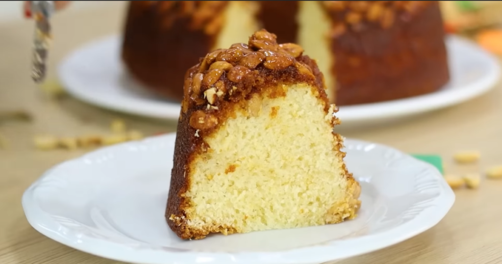 Bolo Pé de Moleque pedaço