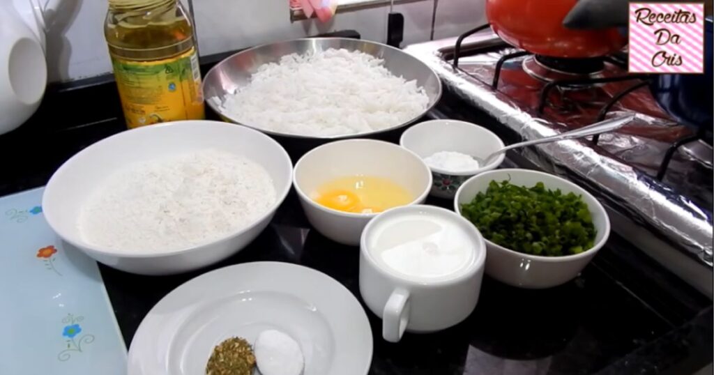 ingredientes bolinho de arroz