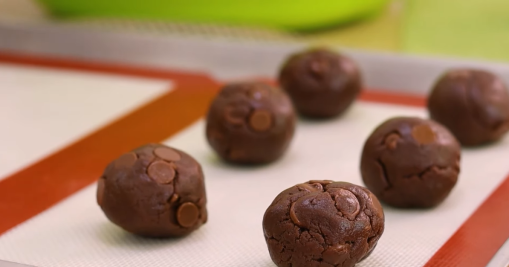 Cookies de Nescau bolinha massa