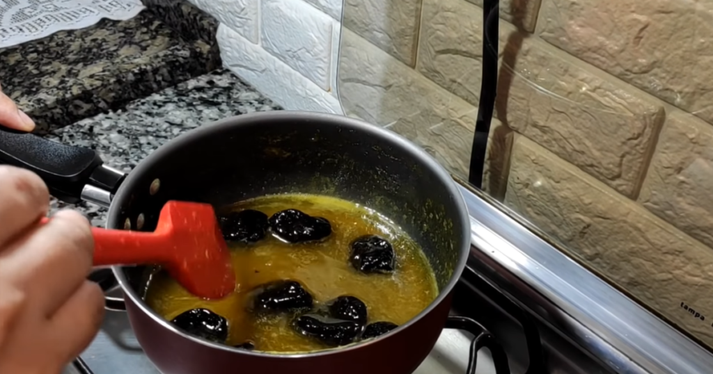 Manjar de laranja suco calda açúcar ponto