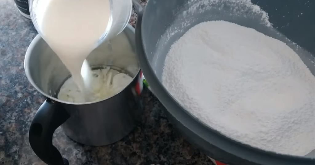 Pipoca maluca biscoito polvilho leite oleo