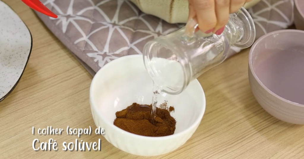 Biscoitinhos de café soluvel