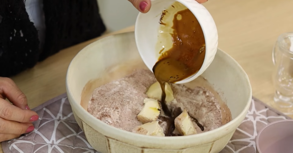 Biscoitinhos de café soluvel misturar