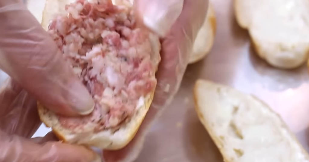 Pão de Linguiça requeijao massa