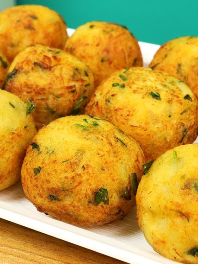 Bolinho de batata com frango