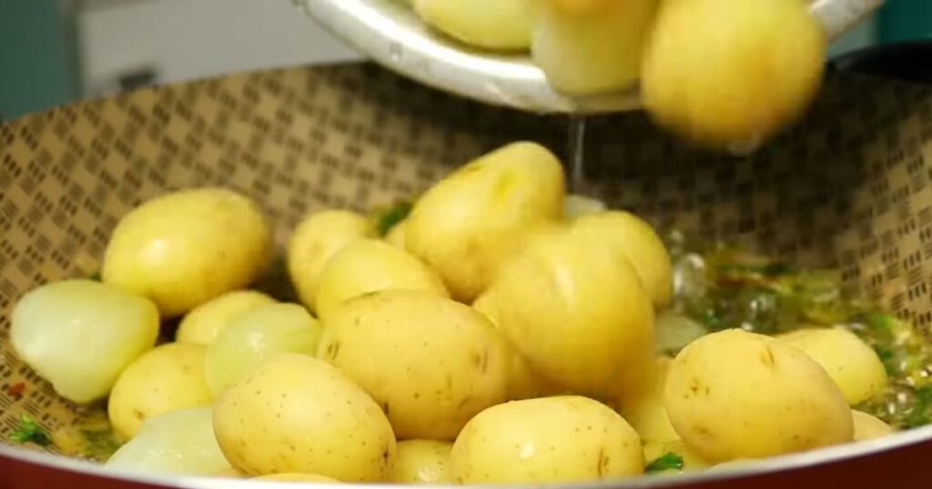 Batatinhas de festa molho mistura