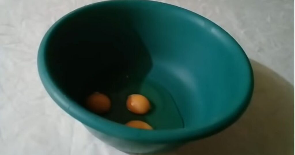 bolo de trigo com tres ovos