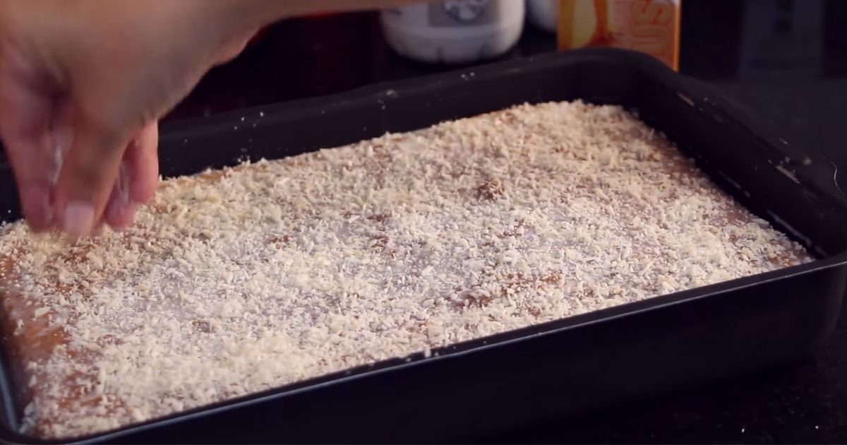 Bolo Gostoso coco ralado