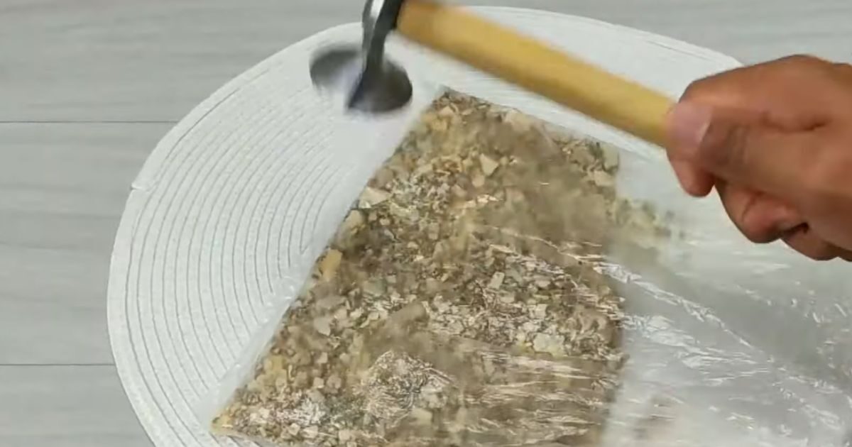 Sobremesa Maracujá bis quebrado farofa