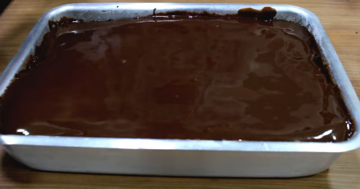 cobertura nega maluca furinhos