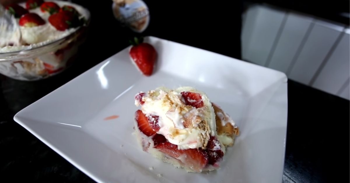 sobremesa natalina gelada