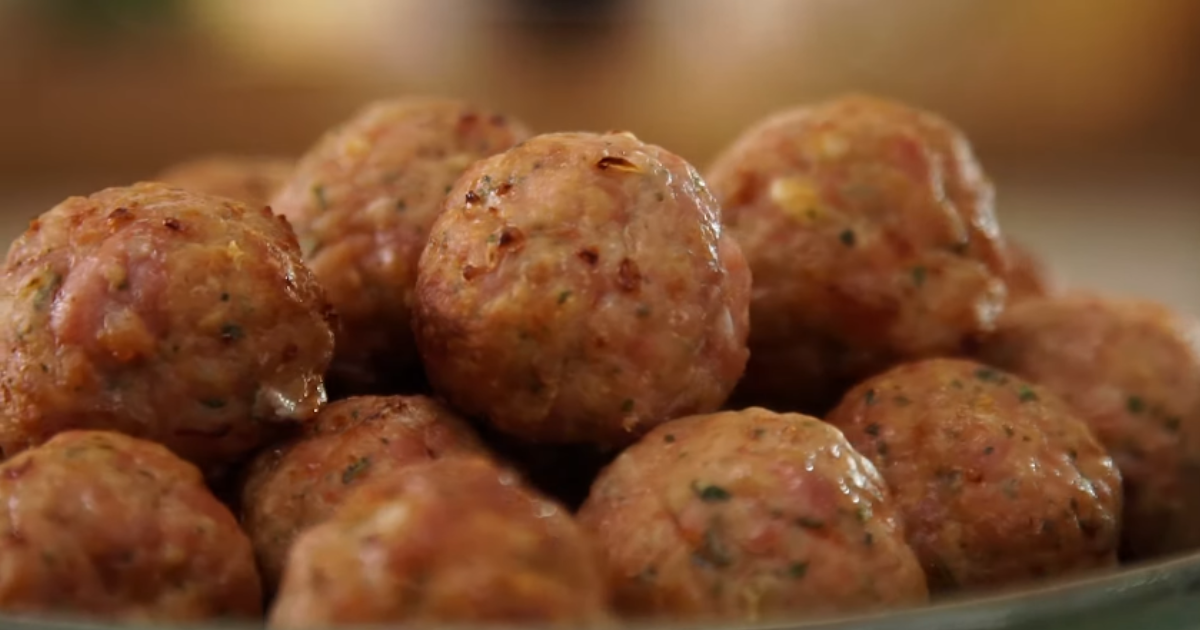  Bolinho de linguiça na airfryer