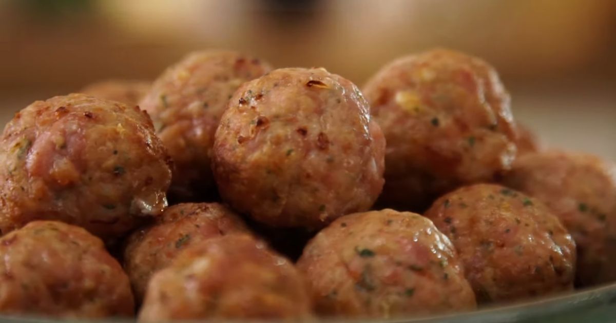 Bolinho de linguiça na airfryer