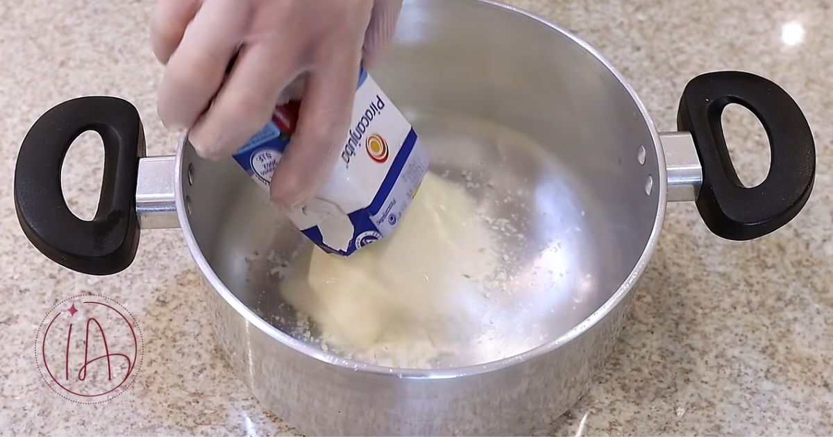 Ovo De Pascoa Na Travessa creme leite