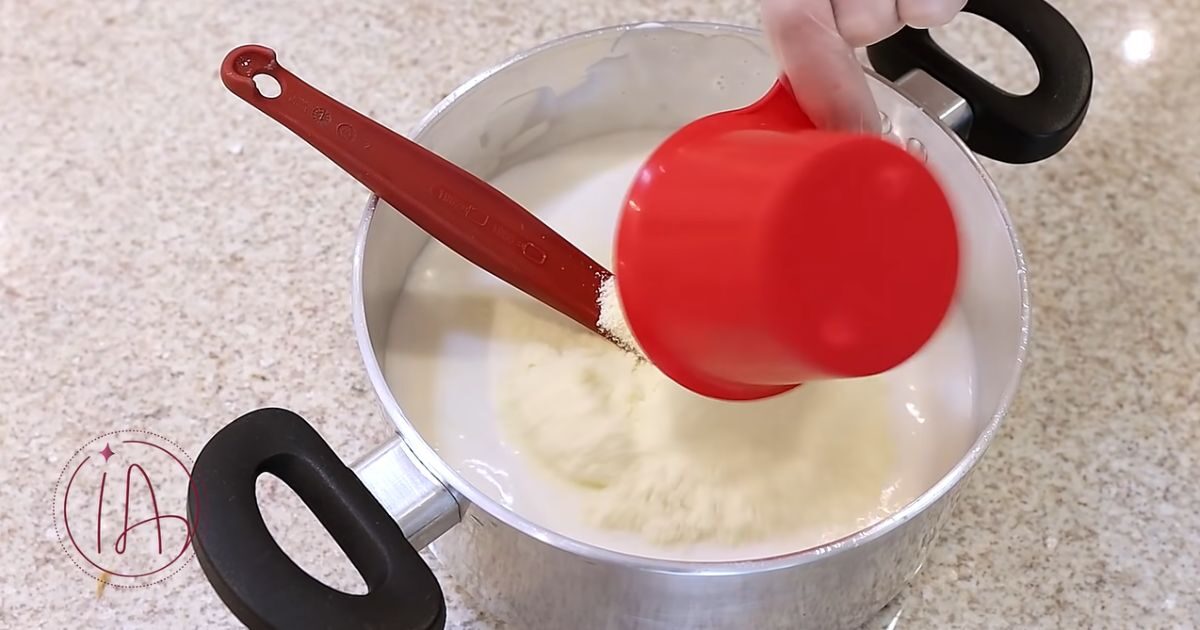 Ovo De Pascoa Na Travessa leite pó