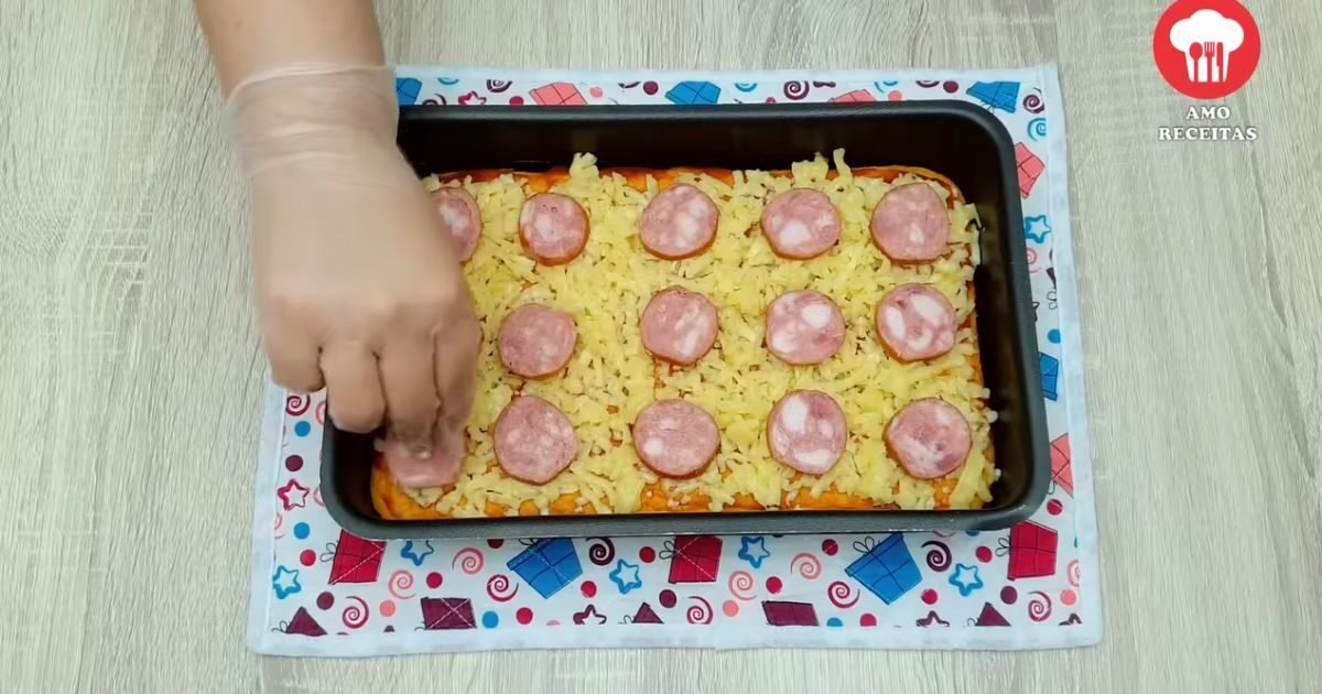 Pizza Fit Sem Farinha calabresa