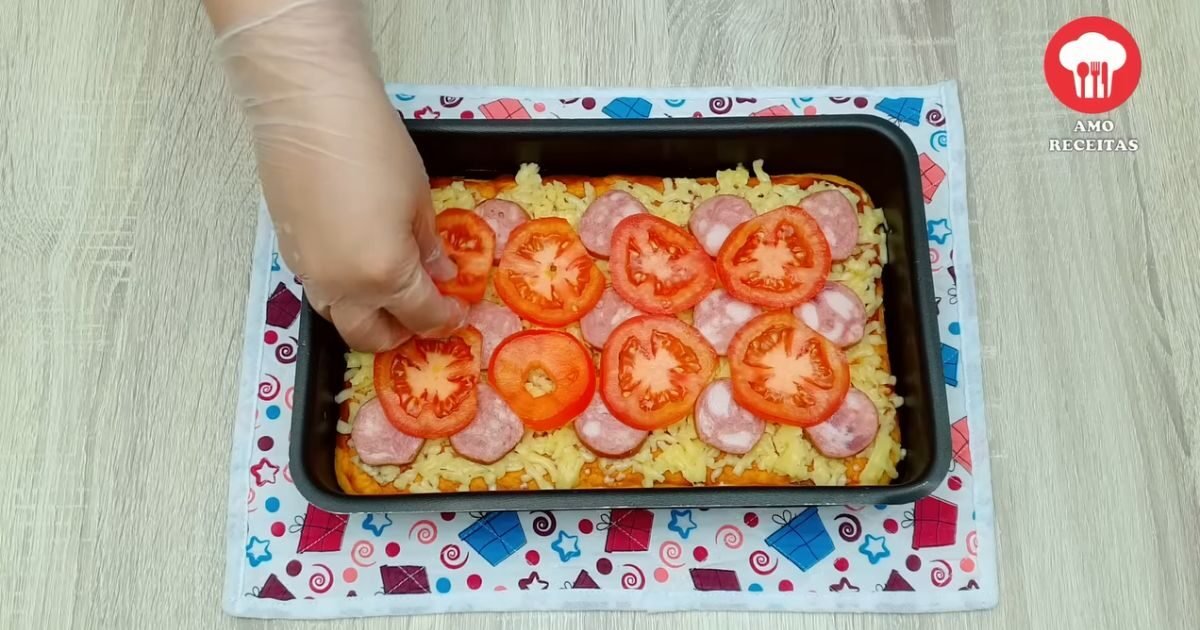 Pizza Fit Sem Farinha tomates