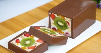 Sobremesa de Frutas com Chocolate