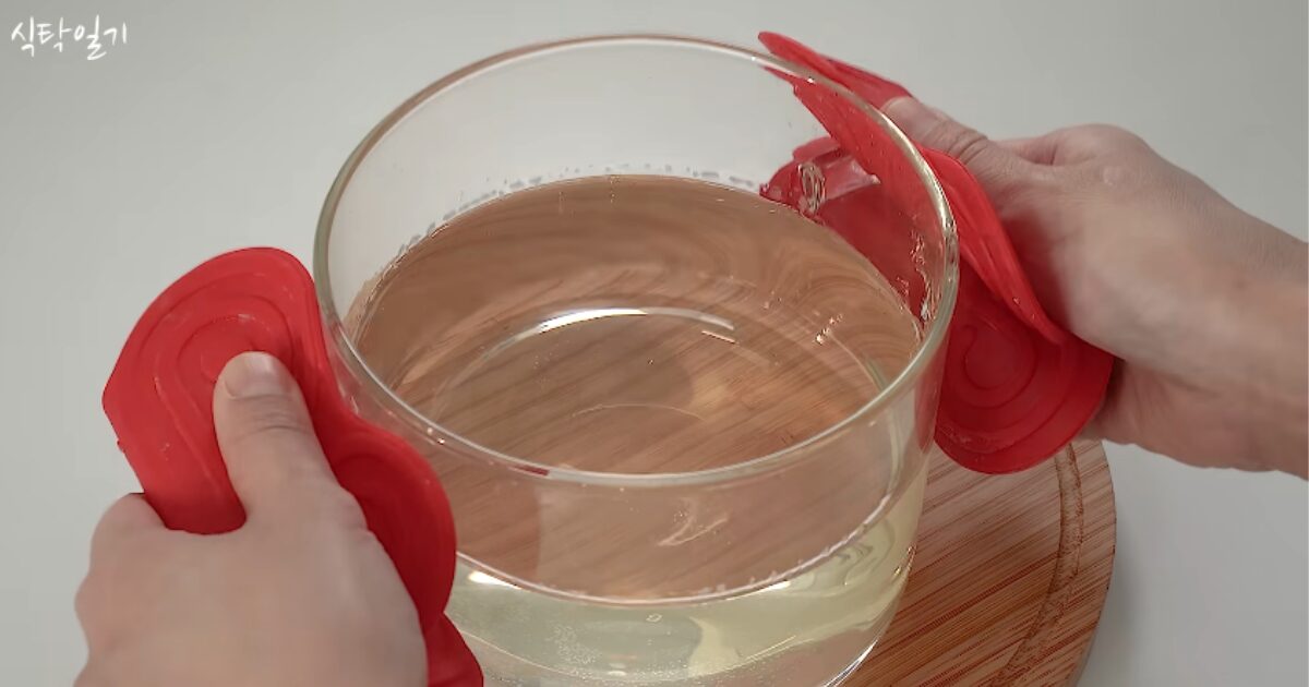 bolo gelatina esfriar