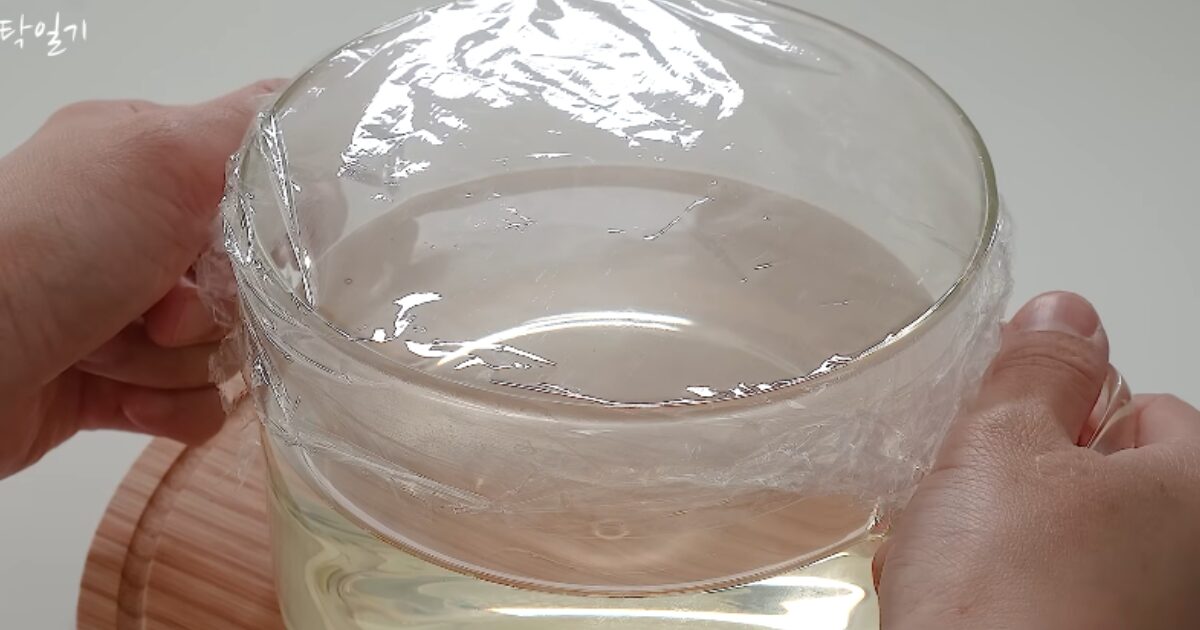 bolo gelatina plastico filme