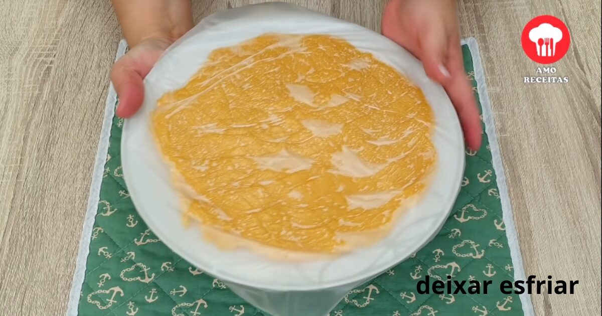 deixar a massa esfriar